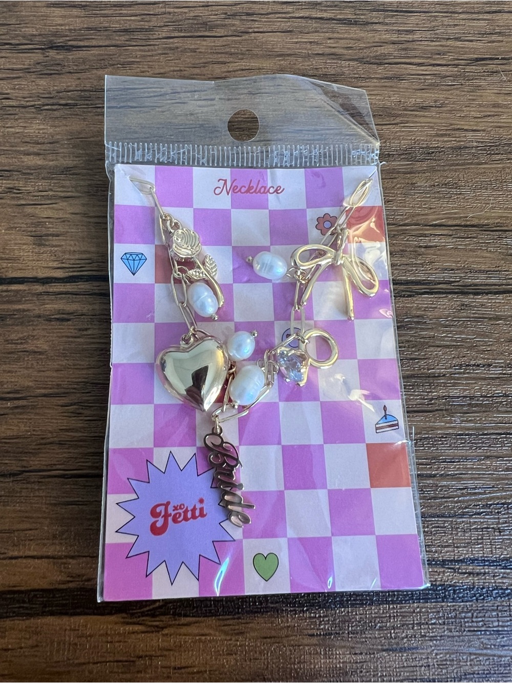 NWT Fetti Bride Gold Heart Charm Necklace with White Pearl Accents- OS